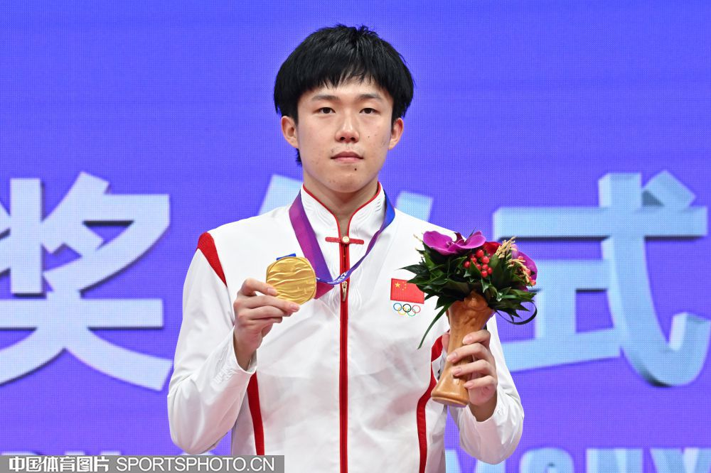 W_54149153_23100221_by.jpg W_54149153_23100221_by.jpg