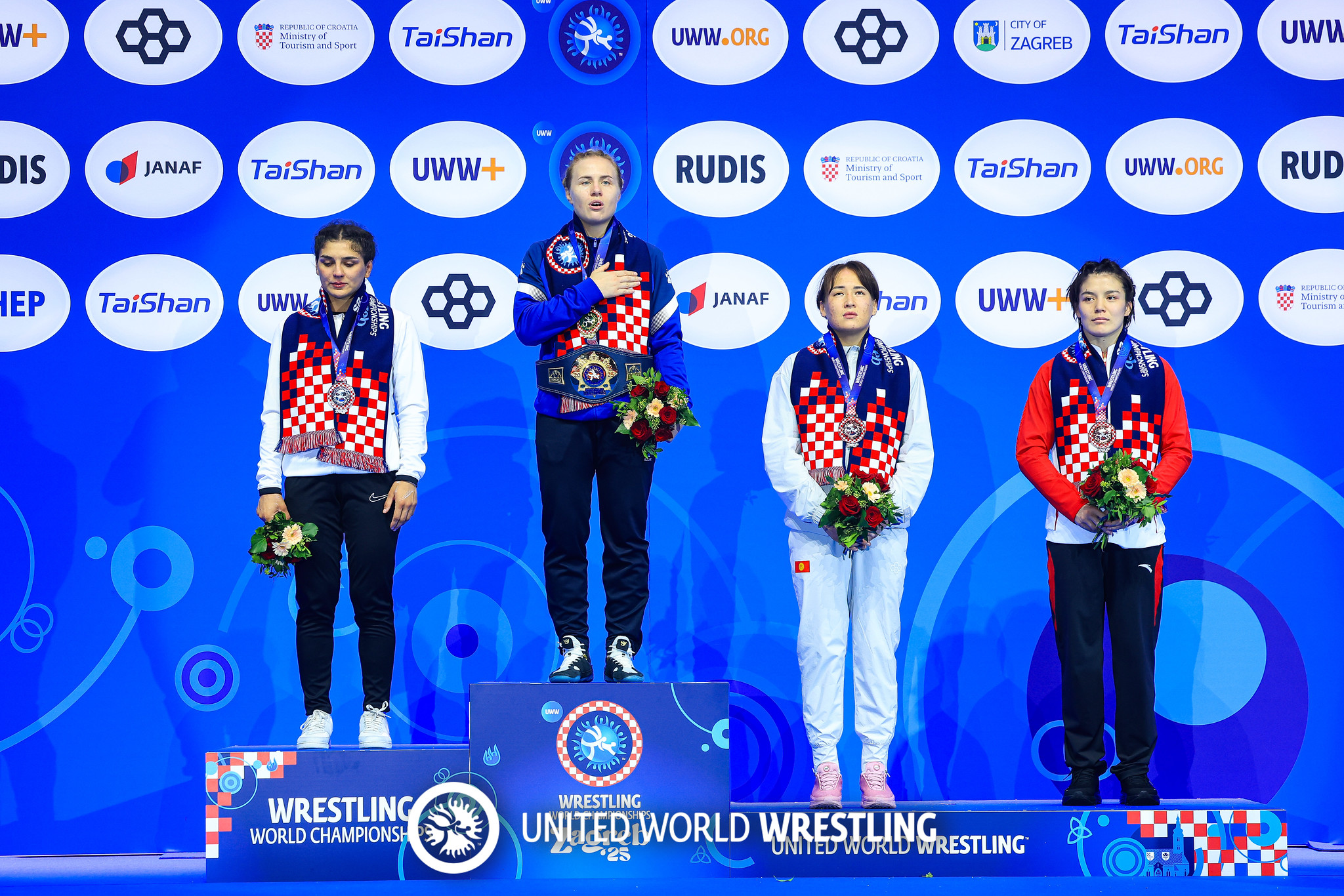 076A1947-X4.jpg 076A1947-X4.jpg