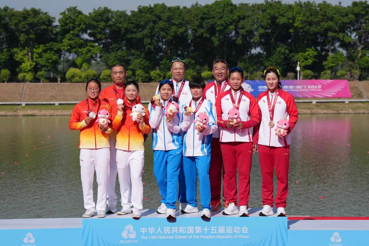 1117-皮划艇1.jpg 1117-皮划艇1.jpg