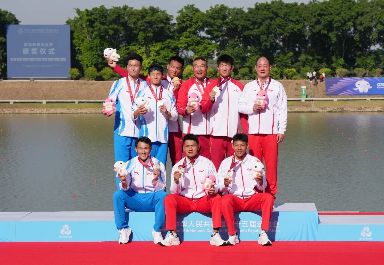 1117-皮划艇2.jpg 1117-皮划艇2.jpg