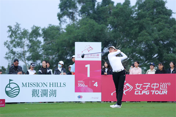 高尔夫1.jpg 高尔夫1.jpg