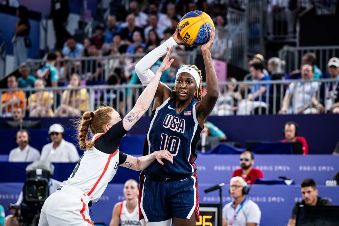 篮球3.jpeg 篮球3.jpeg