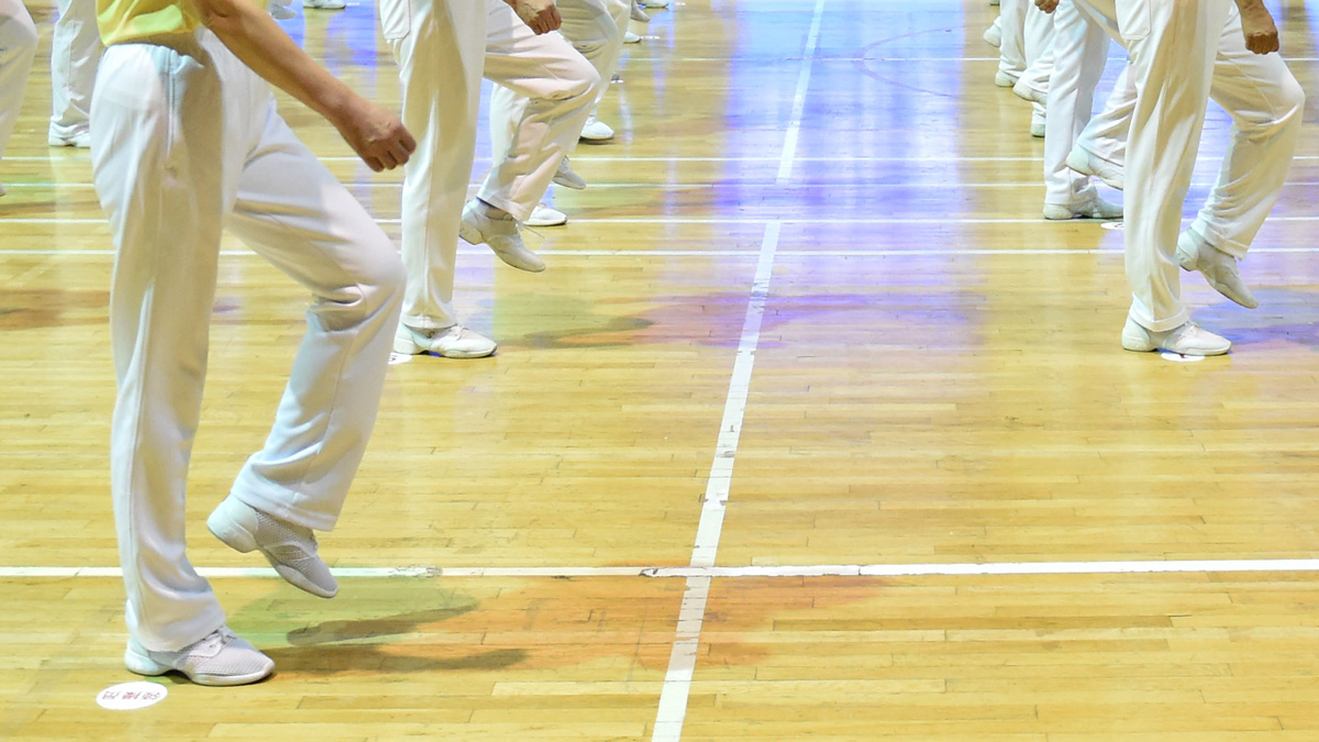 我的居家健身故事丨带领老年人