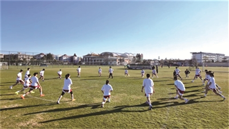 zgtyb0225004_001_06_b.jpg zgtyb0225004_001_06_b.jpg