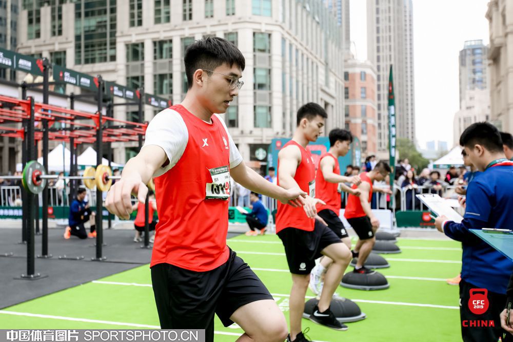 1015-体能大赛2.jpg