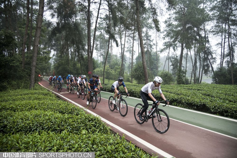 骑行.jpg 骑行.jpg