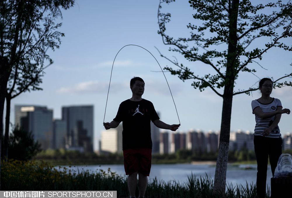 W_42256993_20052420_wz.jpg W_42256993_20052420_wz.jpg