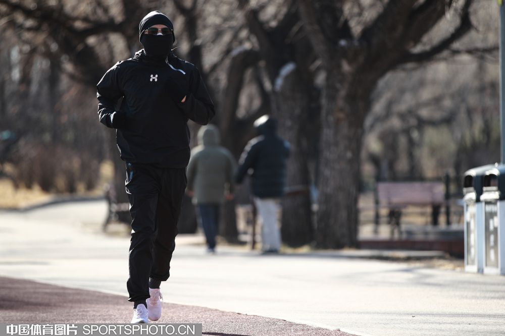 W_46023430_20030322_l.jpg W_46023430_20030322_l.jpg