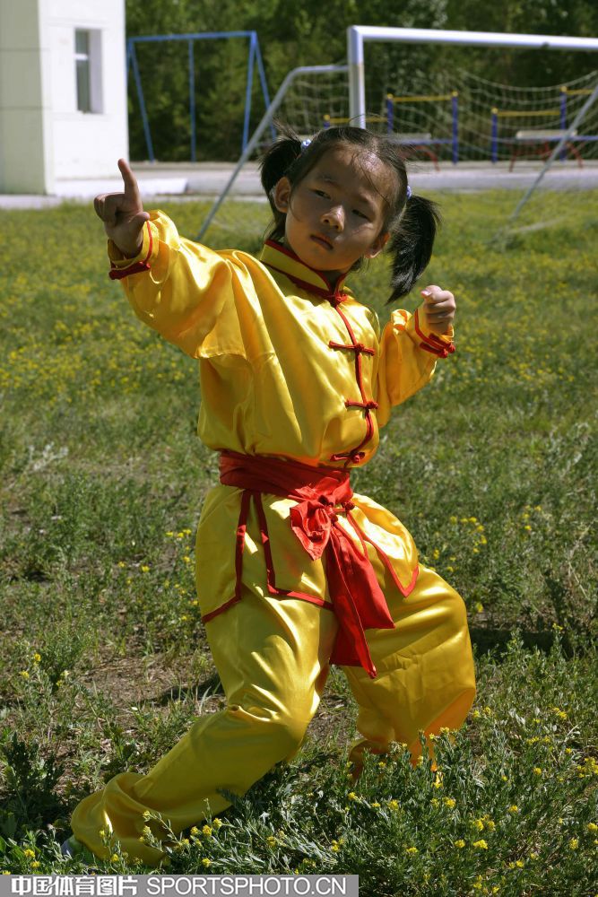 W_29116324_17071317_xp.jpg W_29116324_17071317_xp.jpg