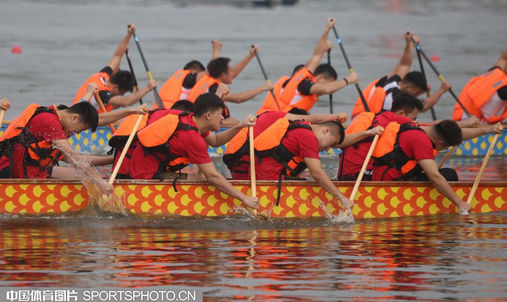 W_46377793_19101315_lgf.jpg W_46377793_19101315_lgf.jpg