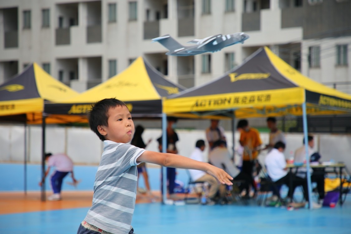 1022-航模.jpg 1022-航模.jpg