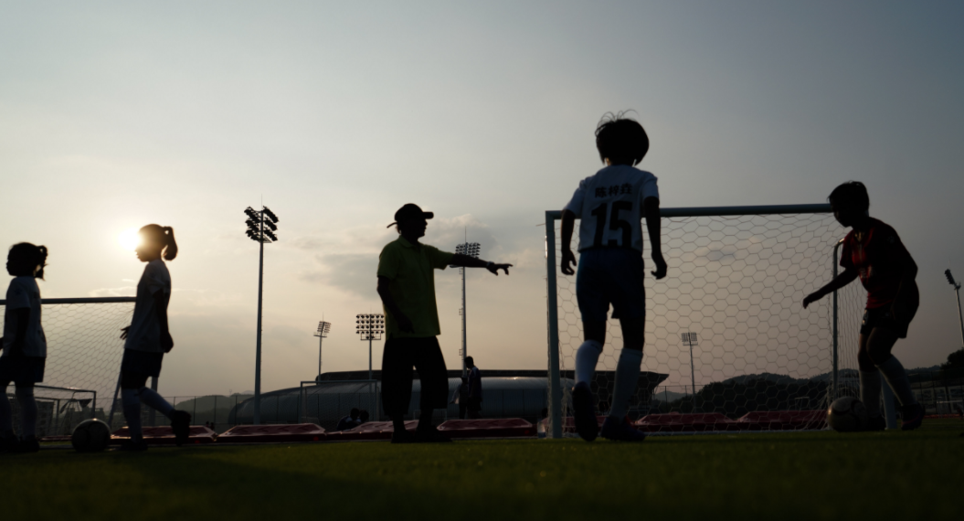 健身-足球-青少年.png 健身-足球-青少年.png